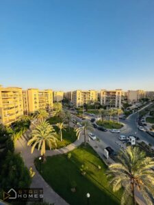 شقة للبيــــع بسعر لقطة فيو ميدان نادي غير اجباري باقل قيمه للتنازل اول سكن 5,250,000 ج.م