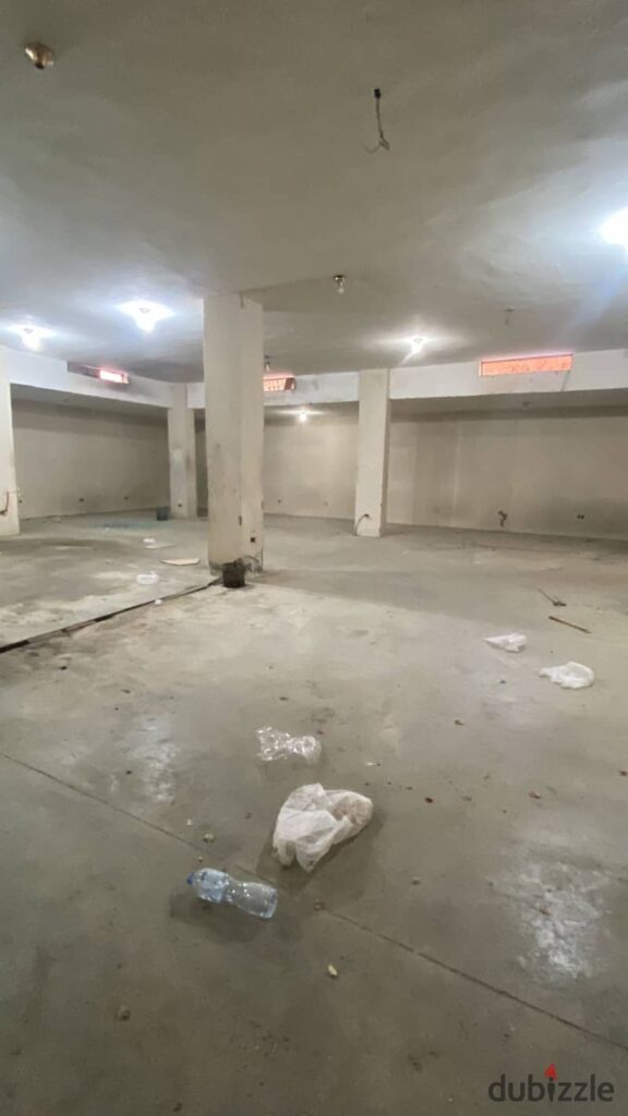 مصنع للايجار التجمع الخامس الالف مصنع مساحه 300متر مبنى كامل 0