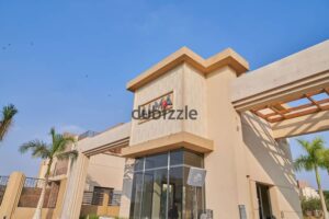 للبيع توين هاوس في كمبوند الما مدينة الشيخ زايد بجوار مول كابيتال بيزنس بارك و بارك ستريت و قريب من شارع البستان االرئيسي 17,000,000 ج.م