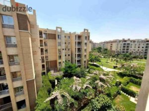 شقه للبيع في مدينتي 82م تشطيب سوبر لوكس كاش خالصه جميع الاقساط بالوديعه غرفتين نوم وحمام ومطبخ وريسبشن ب4مليون و150 الف دور مميز امام كل الخدمات 4,150,000 ج.م