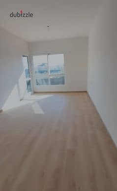 شقة للبيع دور اول كمبوند كيان استلام فوري تشطيب كامل فيو مميز اول سكن 0