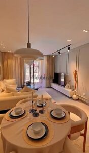 شقه تشطيب كامل بالتكيفات في افضل لوكيشن فالشيخ زايد خلف رويال سيتي و بالقرب من كايرو جيت إعمار 7,390,000 ج.م