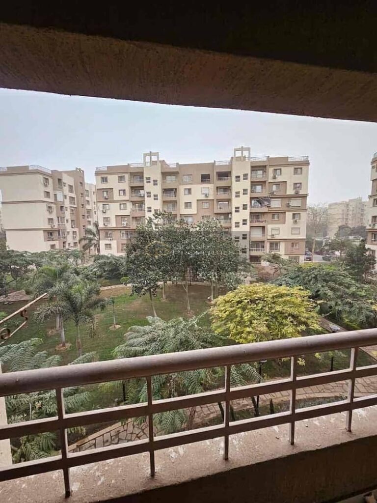 شقه للبيع فى مدينتى اعلى تمييز b6 0