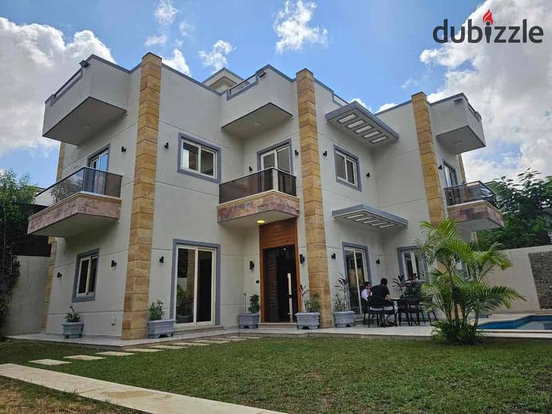 ڤيلا للبيع بحمام سباحة مسجلة نهائي موقع مميز ٤ غرف + ٤ حمام + حديقة + شلال 0