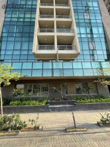 مكتب إداري ٢٥٠ م للإيجار – موقع مميز دجله المعادي – جاهز للاستلام الفوري 68,000 ج.م