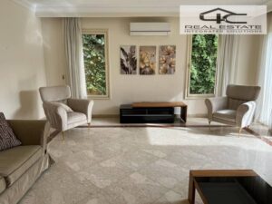 175,000 ج.م فيلا للإيجار فيthe villa bay dorra مفروشه بالمطبخ والاجهزه والتكيفات 400م جاهز للسكن ، فيو لاند سكيب، بالقرب من ميفيدا.