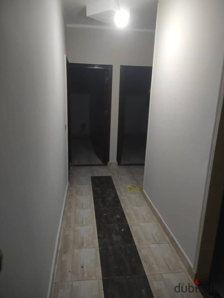 شقة للايجار التجمع الاول عائلى 0