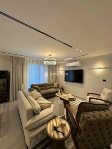 بخصم 30% و تشطيب الترا سوبر لوكس على اعلى مستوى ، استلم فوري شقة 140 متر في قلب التجمع الخامس 6,366,000 ج.م