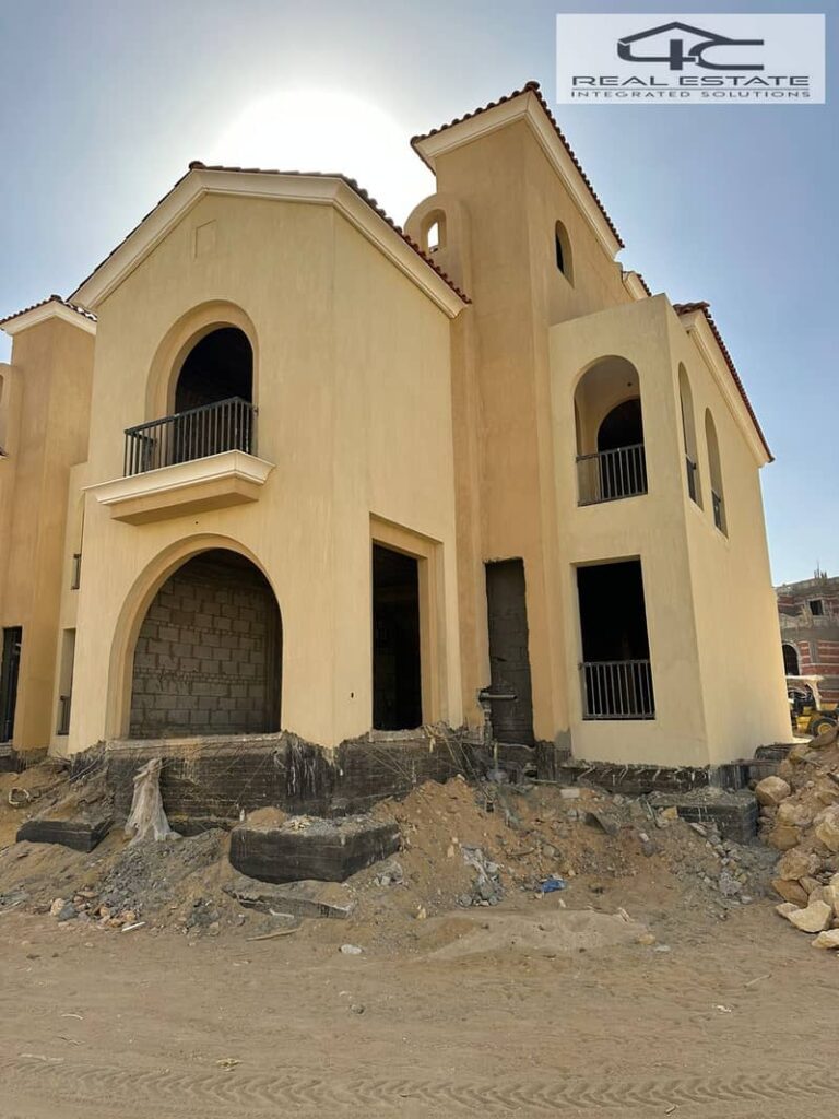 فيلا استاندالون للبيع في sarai القاهرة الجديدة، 237م استلام فورى في سراي , فيو لاجوون و لاند سكيب، بالقرب من مدينتي 0