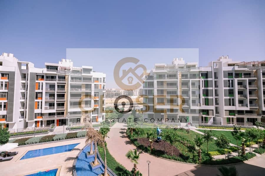 شقة 3 غرف للبيع بفيو Pool امام هايد بارك علي طريق التسعين بمقدم 855الف 0