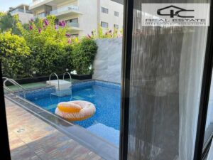 شقة بجاردن للايجارlake View residence القاهره الجديده, 200م في بالفرش في ليك فيو ريزيدنس، فيو لاند سكيب، بالقرب من هايد بارك. 120,000 ج.م