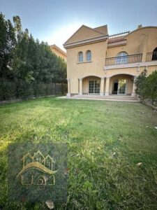 فيلا للبيع تشطيب مميز جاهزة على السكن ارض 450م فيو مجرى السيل غير مجروحة فى مدينتى القاهرة الجديدةmadinaty. newcairo 22,000,000 ج.م