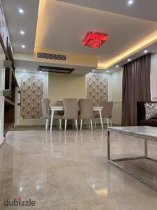 شقه مفروشه ميدان سفنكس جميع الكماليات فرش مودرن 150 متر عماره جديده مدخل فاخر مكيفه بالكامل 30,000 ج.م