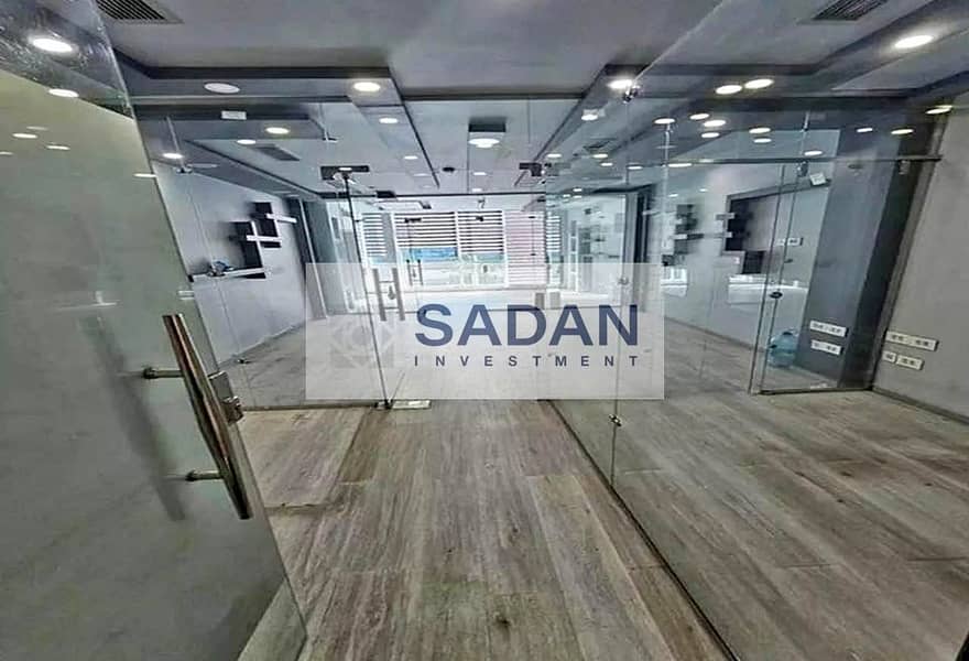 مكتب مميز للبيع استلام فوري على محور محمد نجيب دايريكت 0