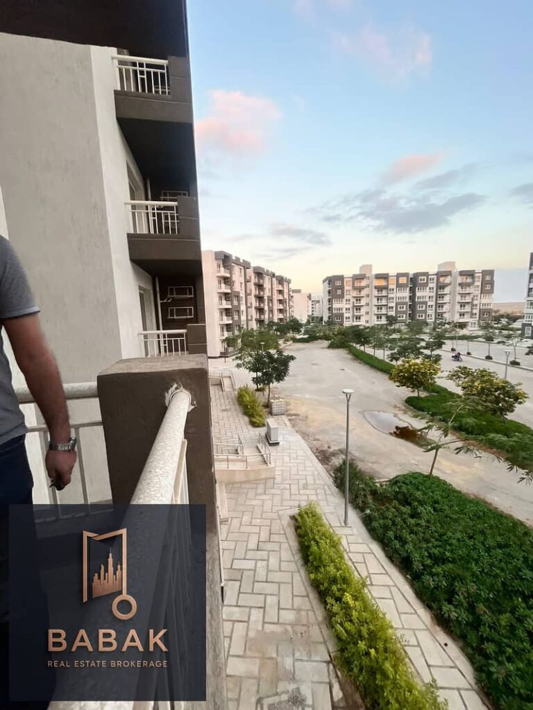 شقة للبيع في مدينتي b12 0