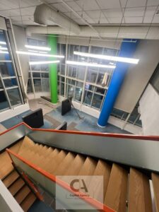 مقر إداري للإيجار متشطب بالتكييفات 700م في لوكيشن مميز على شارع التسعين الجنوبي – التجمع الخامس 980,000 ج.م