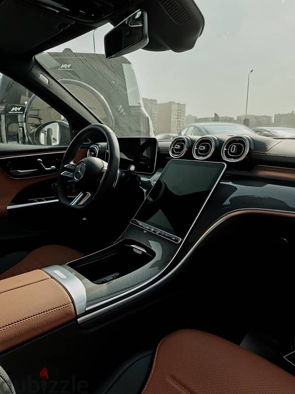 Mercedes-Benz C200 2026 0