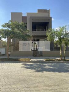 فيلا مستقلة للبيع بسعر لقطة في كمبوند Pk2 التجمع الخامس 40,000,000 ج.م