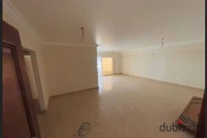 136 م أول سكـن بـجرانــد فيــو فـــ سموحــه 20,000 ج.م