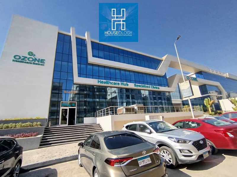 عياده برايم لوكيشن علي الشارع الرئيسي للبيع في عمارات النرجس  التجمع الخامس متشطبه بالكامل و استلام فوري بالتقسيط 0