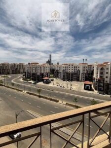 شقة استلام فوري للبيع متشطبة بالكامل في كمبوند المقصد منطقة ال R3 العاصمة الادارية 4,500,000 ج.م