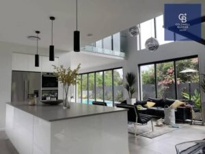 باقل سعر في التجمع الخامس-امتلك فيلا ستاند ألون بالتقسييط لحد 10 سنين-مقدم5% فقط- في ذا كريست بالقرب من الجامعة الامريكية- دايركت ع التسعين 26,900,000 ج.م