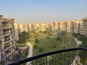 شقه للايجار قانون جديد بالمطبخ والتكييفات والسخانات 211 متر مربع فيو وايد جاردن بحري شرقي دور رابع قبل الاخير قريبه جدا من السوق الشرقي 40,000 ج.م