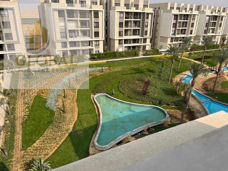 بنتهاوس للإيجار في كمبوند فيفث سكوير – المراسم 0