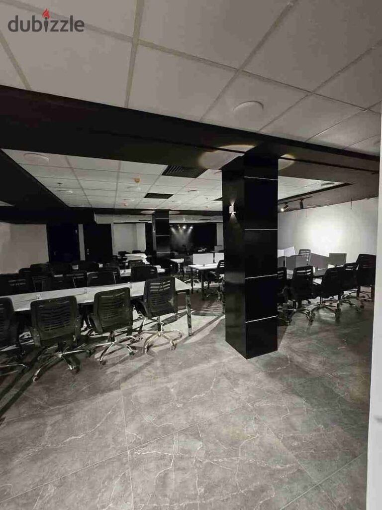 مقر اداري للايجار 280متر مميز في التجمع الخامس شارع التسعين Office For Rent 280Sqm In New Cairo 0