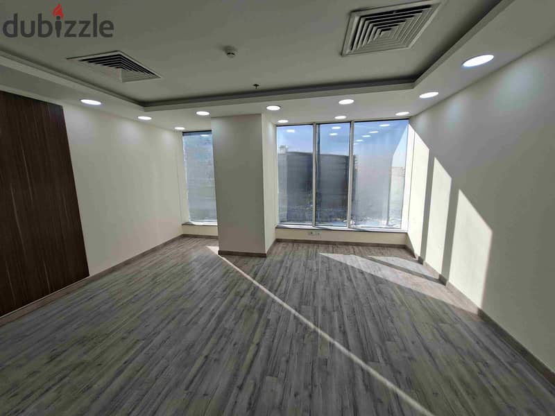 مكتب اداري للايجار 65متر علي شارع التسعين في التجمع الخامس Office For Rent 65Sqm In New Cairo 0