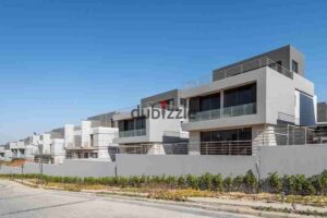 تاون هاوس بكمبوند لاڤيستا للبيع استلام قريب 30,000,000 ج.م