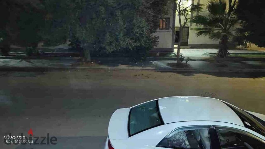 شقة للبيع في الحي الأول بالشيخ زايد 0