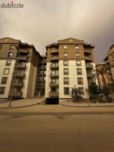 شقه142م بكمبوندواحة الاندلس بجواركومبوند اموردا وامام الهايد بارك بالتجمع الخامس 3,750,000 ج.م