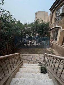 لقطه للايجار في ارقي واميز مراحل مدينتي في b12 شقه 107متر +45م جاردن التقسيمه2نوم+1حمام تشطيبات خاصه موقع ممتاز خطوط من بوابه 1 والنادي والخدمات فرصه 16,000 ج.م