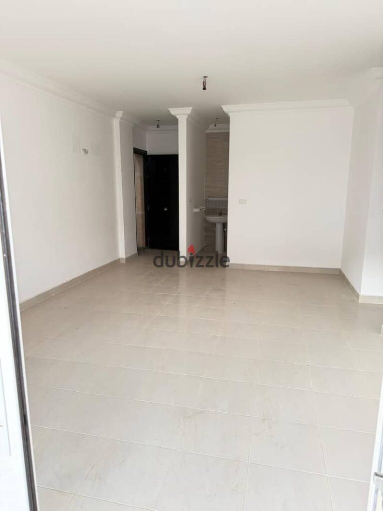 استوديو مميز للايجار في البي 12 0