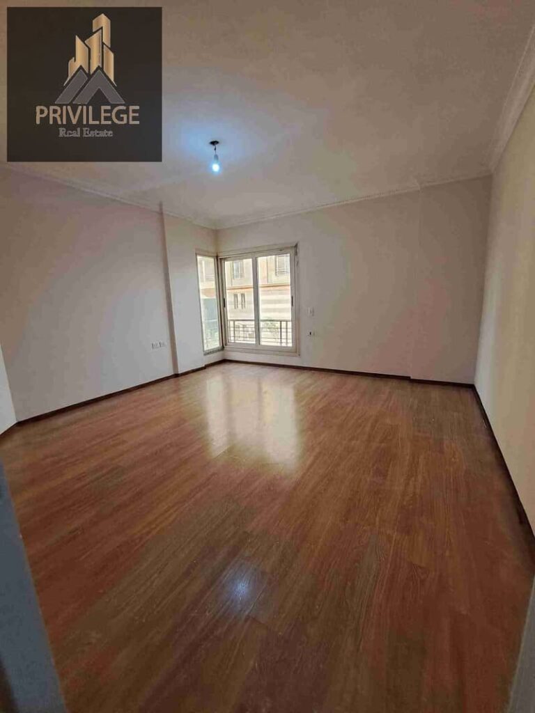 شقه للايجار ٢١٠م المعادي كمبوند حياه دجله كمبوند كامل الخدمات امن وحراسه وكاميرات مراقبه افضل واميز لوكيشن بالمعادي وبالقرب من جميع المحاور الرئيسية الاتستوراد والدائري 0