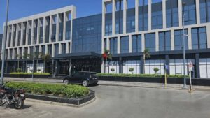 مكتب لقطه حرفيا به كل المميزات متشطب بالتكييفات اول استخدام يصلح اي نشاط اداري باقل سعر ف السوق 72,000 ج.م