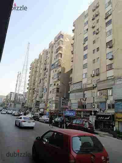 على الشارع الرئيسي بميدان الساعه من ناحية اول عباس العقاد محل30م بطريق النصر خطوات ل بندا ماركت مكرم عبيد وسيتى ستارز سوبرلوكس 0