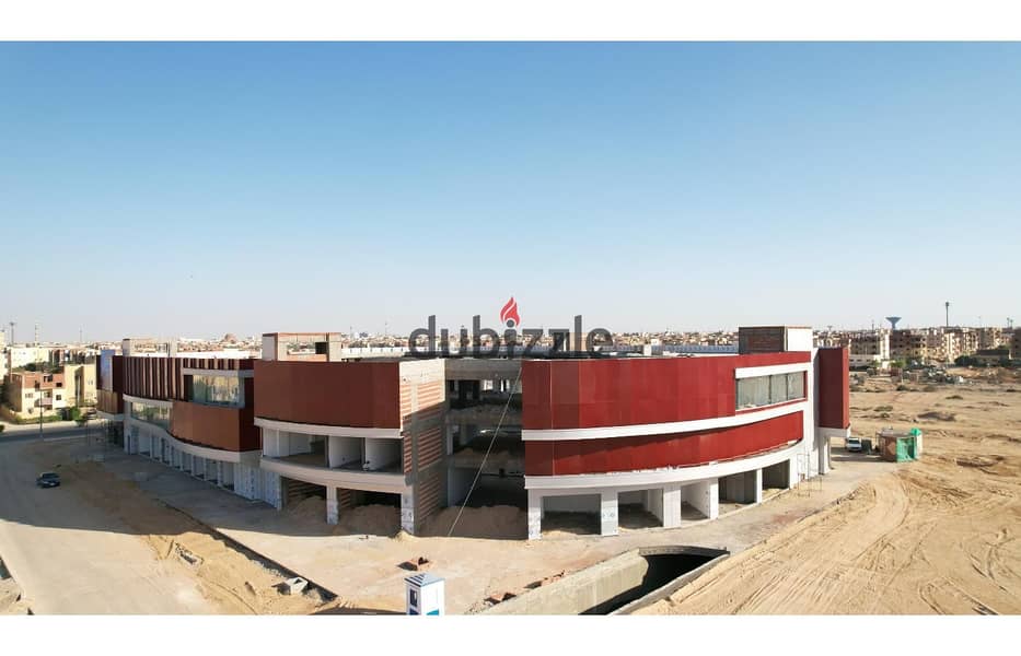 محل  مساحة 99 متر  جاهز استلام فوري بقلب مدينة السادات تقسيط علي 3 سنين  في تروفال مول,شارع ابو بكر في مدينة السادات 0