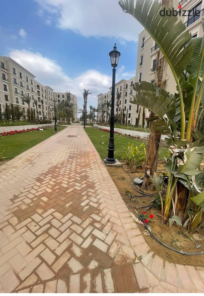 للبيع شقة تكملة اقساط الشيخ زايد - ارضي بحديقة - كمبوند فيلدج ويست - متشطبة بالتكيفات 0