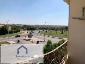 شقه للبيع في الشيخ زايد apartment for sale in sheikh zayedمساحه ٢٠٠ متر دور تاني وجهه العماره اسانسير خاص ٣ غرف ٣ حمام 5,600,000 ج.م