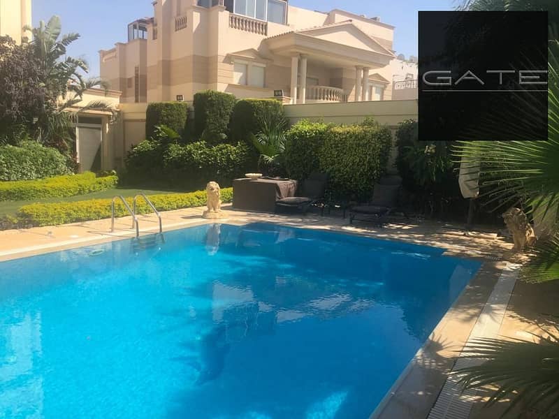 فيلا مستقلة فاخرة للبيع في كمبوند رويال سيتي الشيخ زايد على شارع رئيسي مباشرة تشطيب الترا سوبر لوكس ومساحات نادرة 0