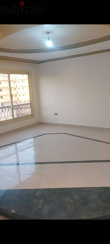 شقة للايجار بقرب من مكرم عبيد جنب السراج مول موقع متميز بمدينة نصر 0