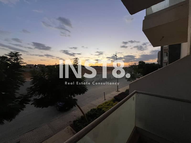 شقة 3غرف بسعر مغري جاهزة للاستلام فورا في جاليريا 0