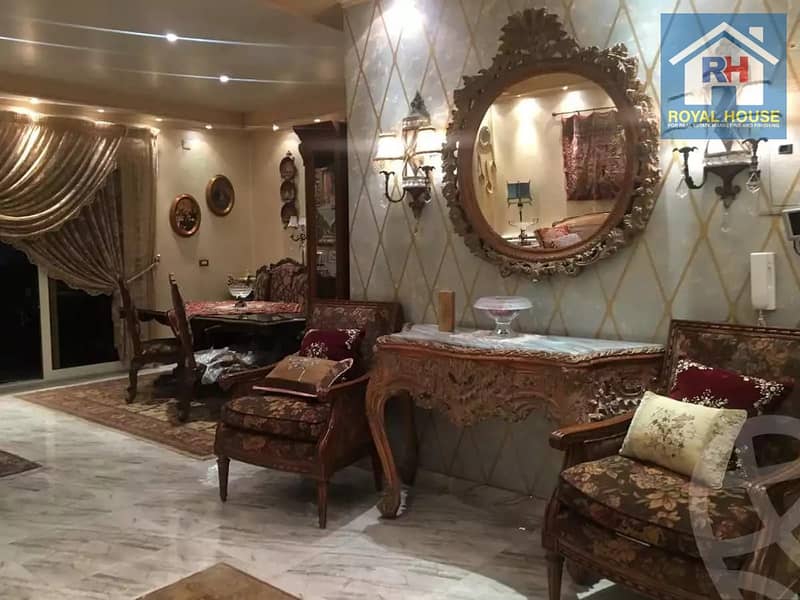 لهوه الفخامه دوبلكس للبيع 450 م الترا سو بر لوكس في شارع احمد تيسير - مصر الجديده 0