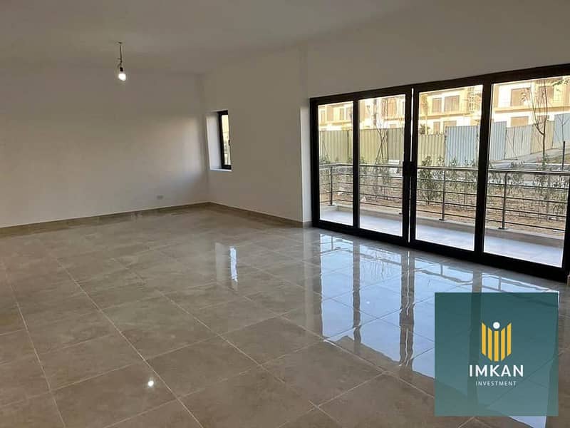 شقة للبيع بالتكييفات استلام فورى بالتقسيط فى التجمع الخامس كمبوند فيفث سكوير ElMarassem - القاهرة الجديدة 0