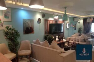 5,100,000 ج.م شقة للبيع فى مصر الجديدة واجهه على شارع رئيسى واسع مبانى حديثة بحصة فى الأرض