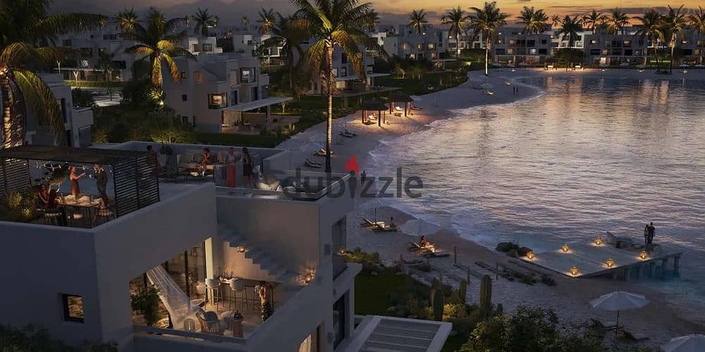 للبيع شاليه 145م+ 62م روف سي فيو مع اكبر اطلاله علي اللاجون استلام 2027 في لفلز ماونتن فيو راس الحكمة الساحل 0