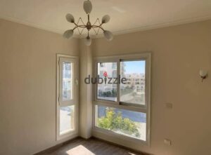 في التوسعات الشماليه اكتوبر شقه متشطبه استلام فوري للبيع بجوار سوديك 5,000,000 ج.م