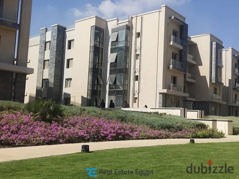 شقة ريسيل للبيع كاملة التشطيب بالتكييفات أرضيات HDF عداد كهرباء عداد غاز تليفون أرضي وفايبر اوبتكس WE اتجاه بحري مساحة 161م 3 غرف نوم 2 حمام جاهزة للس 0